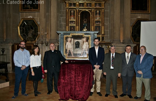 Presentación de la restauración de la puerta del Santo Rostro en la Catedral de Jaén
