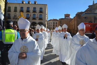 Nuestro Obispo participa en la Misa de Clausura del Año Jubilar Teresiano en Ávila
