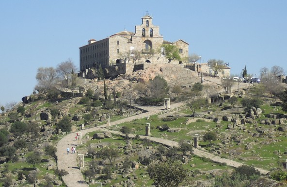 Las catedrales de Jaén y de Baeza y el Santuario de la Virgen de la Cabeza, templos para obtener la indulgencia del año de la Misericordia