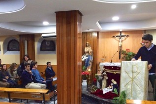 El grupo juvenil «Given Faith» comienza el año en San Miguel de Jaén con una vigilia eucarística