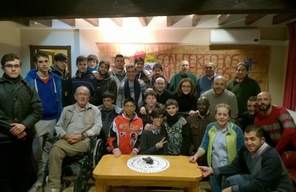 Los jóvenes del centro vocacional “Manuel Aranda” conocen la casa Hogar “Santa Clara” de Jaén