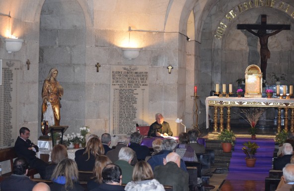 El Obispo de Jaén pronuncia una conferencia sobre la Misericordia en la Cripta de la Catedral