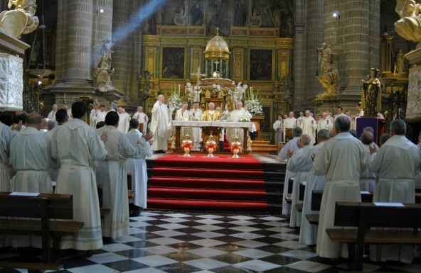 Martes Santo: Misa Crismal en la Catedral