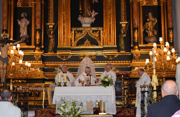 La Jornada por la Vida se celebra con una Eucaristía presidida por el Obispo de la Diócesis