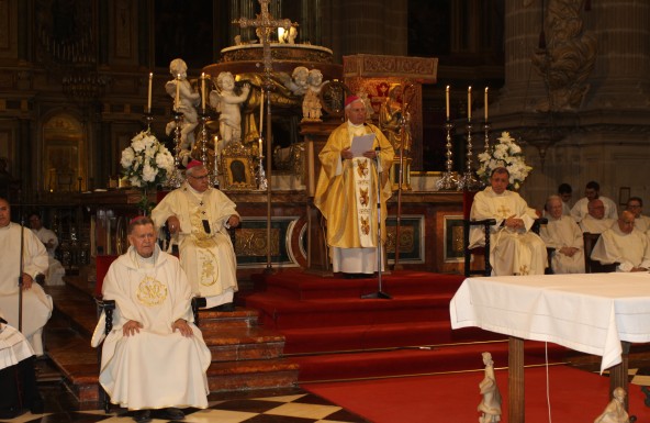 Emotiva eucaristía de despedida a Don Ramón del Hoyo, Obispo de Jaén