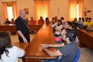 El Obispo de Jaén mantiene un encuentro con los jóvenes que irán a las JMJ de Cracovia