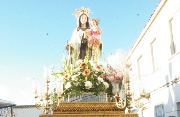 Monte Lope Álvarez  vive con intensidad el día de la Virgen del Carmen, patrona de la localidad