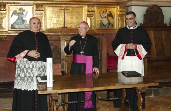 El Sr. Obispo mantiene un encuentro con el Cabildo de la Catedral