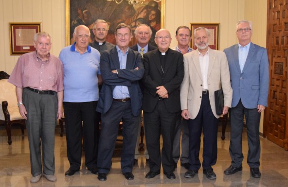 El Sr. Obispo se reúne con la Junta Rectora de la Santa Capilla de San Andrés