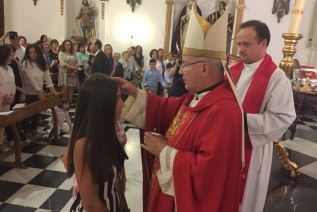 El Sr. Obispo preside las confirmaciones en Valdepeñas de Jaén