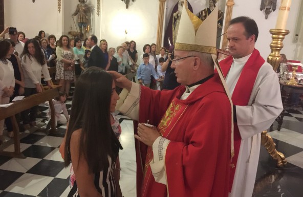 El Sr. Obispo preside las confirmaciones en Valdepeñas de Jaén