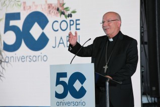 El Obispo de Jaén felicita a COPE Jaén en su 50 aniversario