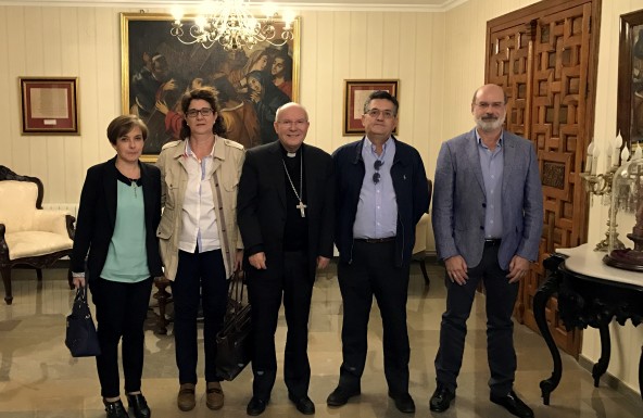 El Obispo de Jaén recibe a los miembros de Encuentro Matrimonial
