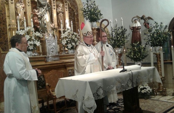 El Obispo celebra, con las Hermanas de la Compañía de la Cruz, la fiesta de su fundadora, Santa Ángela de la Cruz