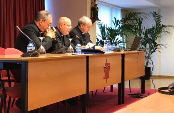El Obispo de Jaén preside las Jornadas de Delegados  Diocesanos de Catequesis en la CEE