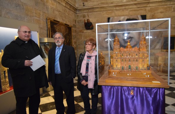 Cesión de la obra «Maqueta de la Catedral de Jaén»