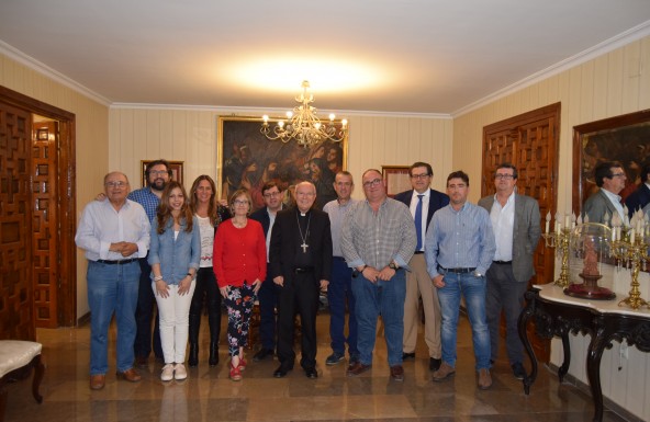 La Fundación de Proyecto Hombre Jaén se reúne con el Obispo diocesano para darle a conocer su labor