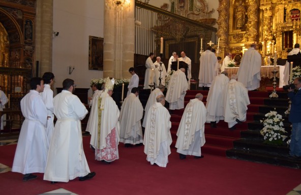 El clero diocesano se reúne en torno a San Juan de Ávila en Baeza