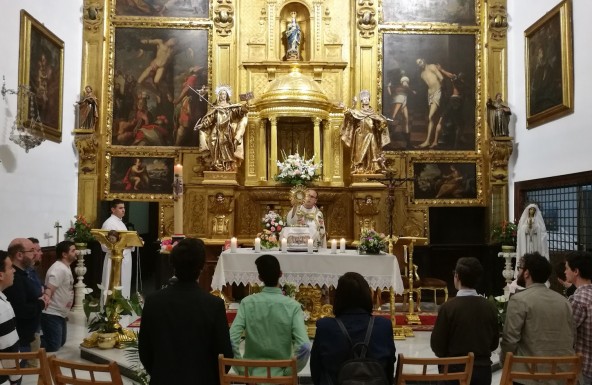 La comunidad del Seminario realiza una Vigilia de Oración en la festividad de la Virgen de Fátima