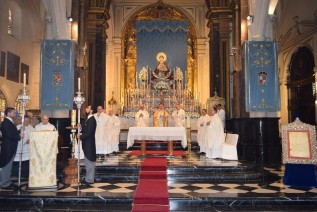 La Misa de Cabildos reúne a miles de devotos de la Patrona de Jaén