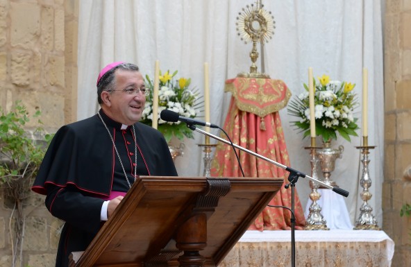 El Obispo de Gaudix pregona el Corpus de Baeza