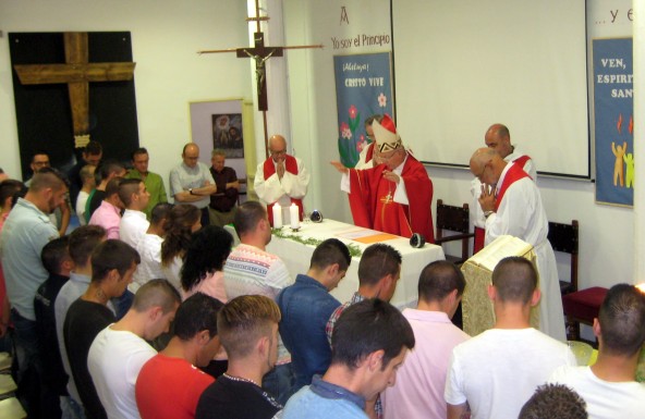El Obispo preside las Confirmaciones en el Centro Penitenciario de Jaén