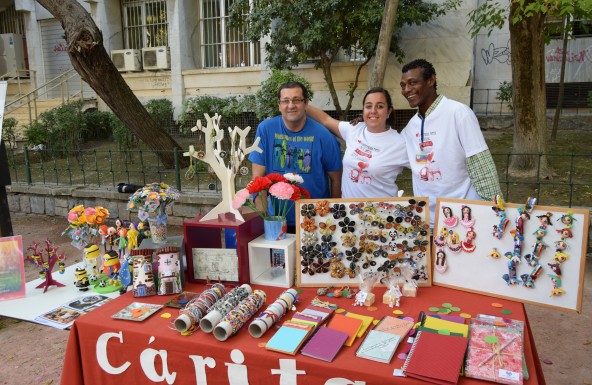 El Hogar Santa Clara participa en el mercadillo solidario a favor de los enfermos mentales