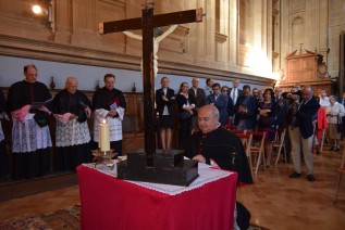 D.Francisco Juan Martínez Rojas jura, ante el Obispo, su cargo como Deán de las Catedrales de Jaén y Baeza