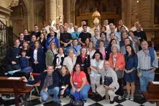 67 personas sordas de toda Andalucía se reúnen en Jaén en torno a la fe