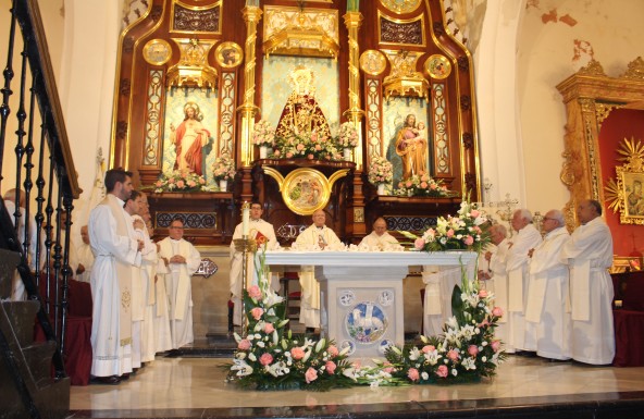 Don Amadeo preside la fiesta de la Virgen de Cuadros
