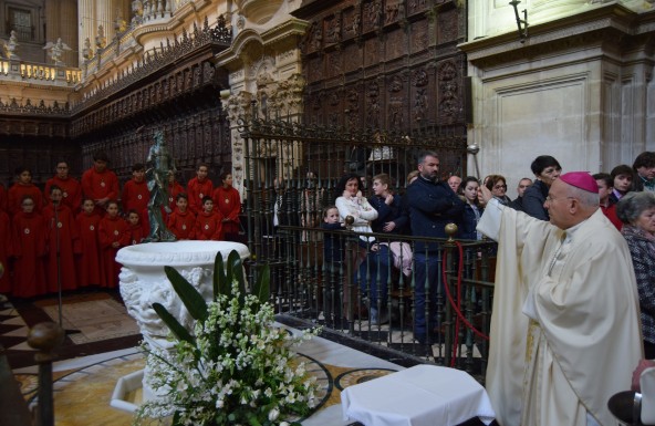 La alegría de la resurrección se celebra solemnemente en la Catedral