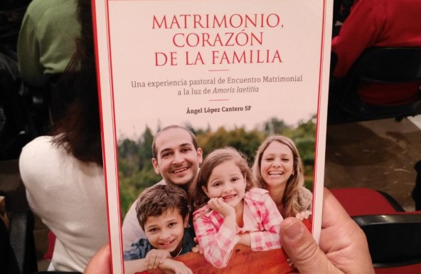 Encuentro Matrimonial presenta el libro «Matrimonio, corazón de la familia»