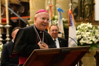 El Obispo canta al ‘Amor de los amores’ en el pregón del Corpus Christi de Baeza