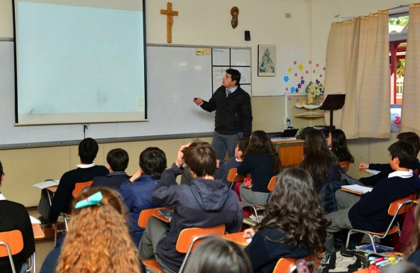 El TSJA anula la orden de la Junta de Andalucía por la que rebaja el horario lectivo de Religión en Primaria