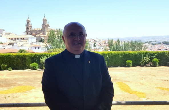 La Conferencia Episcopal reelige a Martínez Rojas como Presidente de Archiveros de la Iglesia