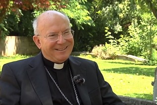 El Obispo de Jaén, protagonista del programa Testigos Hoy de Canal Sur