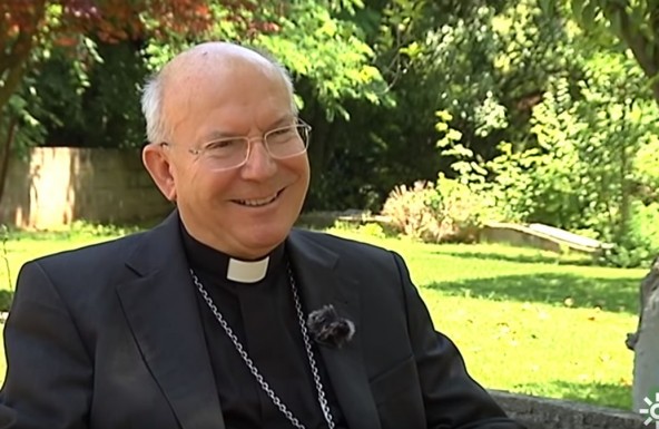 El Obispo de Jaén, protagonista del programa Testigos Hoy de Canal Sur