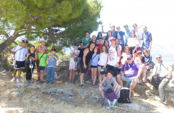 Una treintena de  personas participan en el Campamento organizado por el Grupo Parroquial de la Sagrada Lanzada de Jaén