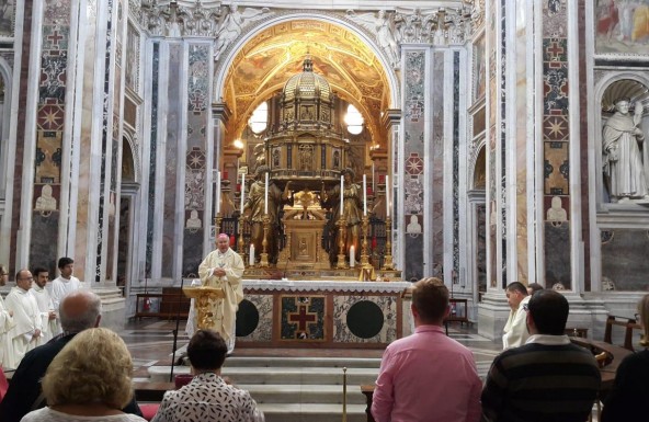 El Obispo preside la peregrinación a  Roma