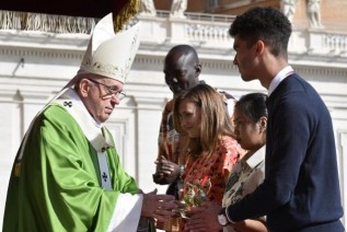El Papa inaugura Sínodo de los jóvenes: Espíritu Santo nos dé la capacidad de soñar