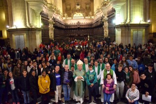 300 Kairós de la Diócesis buscan el rostro de Cristo por las calles de Jaén