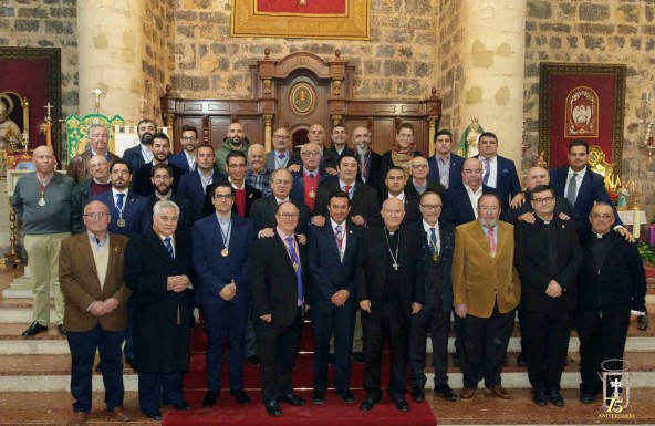 El Obispo acompaña a la Agrupación Local de Cofradías de Alcaudete en su 75 Aniversario