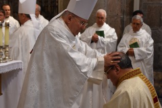 Don Amadeo participa en la toma de posesión del nuevo Obispo de Ávila