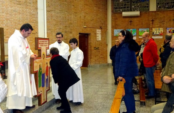 La Cruz de la Misión visita la parroquia de la Inmaculada y San Pedro Pascual de Jaén