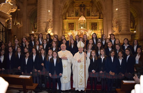 La Catedral acoge el Sacramento de la Confirmación de los alumnos de Guadalimar y Altocastillo