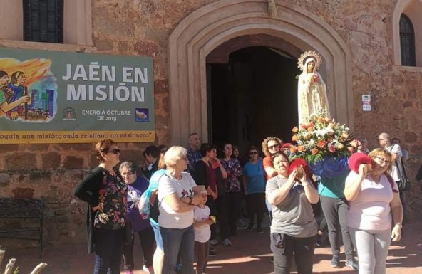 Mayo mariano, ofreciendo la alegría de la Misión, en Villarrodrigo