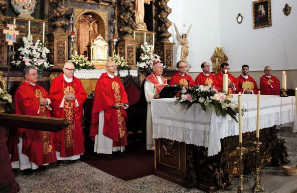 El Obispo preside la Eucaristía de acción de gracias por el 170 aniversario de la fundación de la hermandad del Santísimo Sacramento en Santiago de la Espada