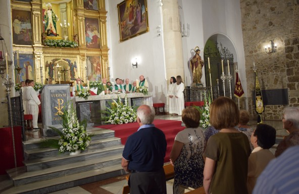El Obispo preside la Santa Misa retransmitida en directo desde la parroquia de Santa Marta en Martos