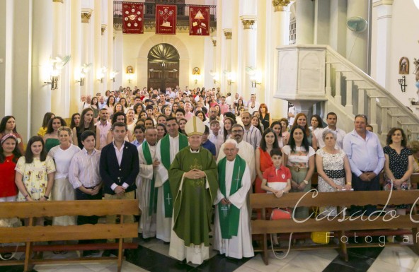 El Obispo confirma a cincuenta fieles en la parroquia Ntra. Sra. de la Asunción de Porcuna