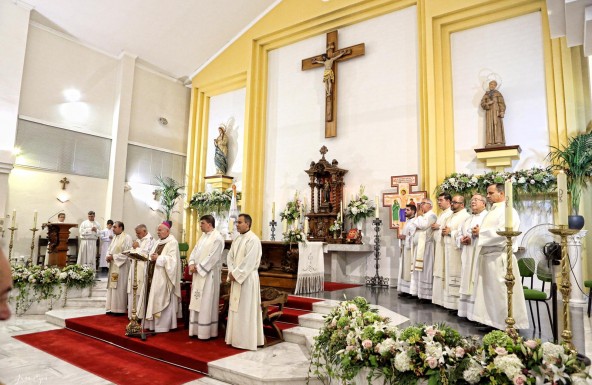 Don Amadeo preside la Eucaristía en el veinticinco aniversario de la dedicación de la Parroquia de San Francisco de Asís de Villacarrillo